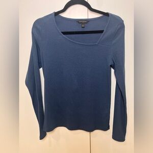 Banana Republic Women's Classic Blue Long Sleeve Tee